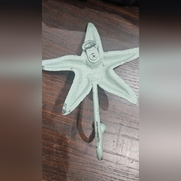 Verdigris Green Starfish Wall Hooks Decor - Picture 6 of 6